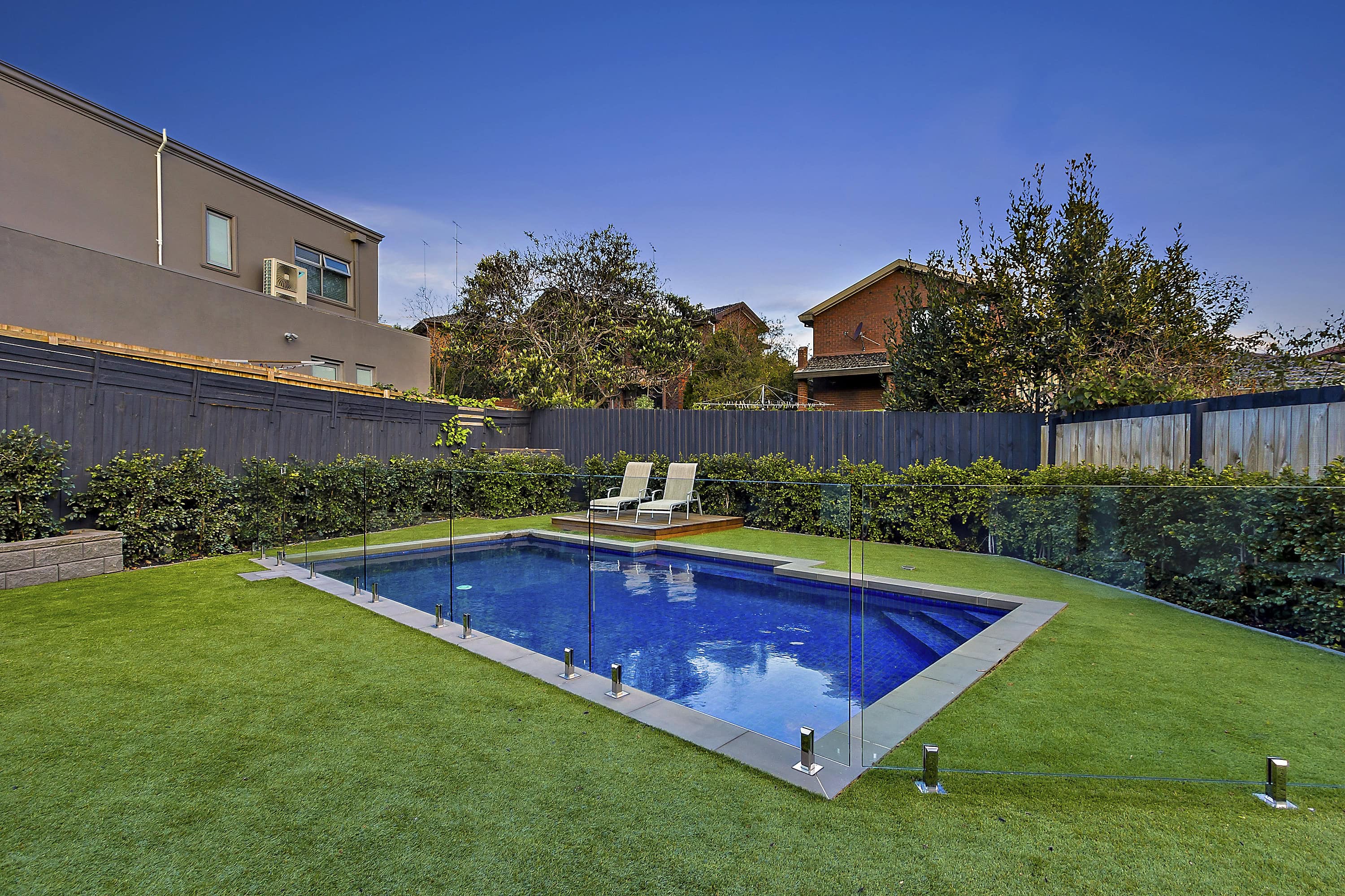 015_Open2view_ID480416-ASL_Construction Cover Image