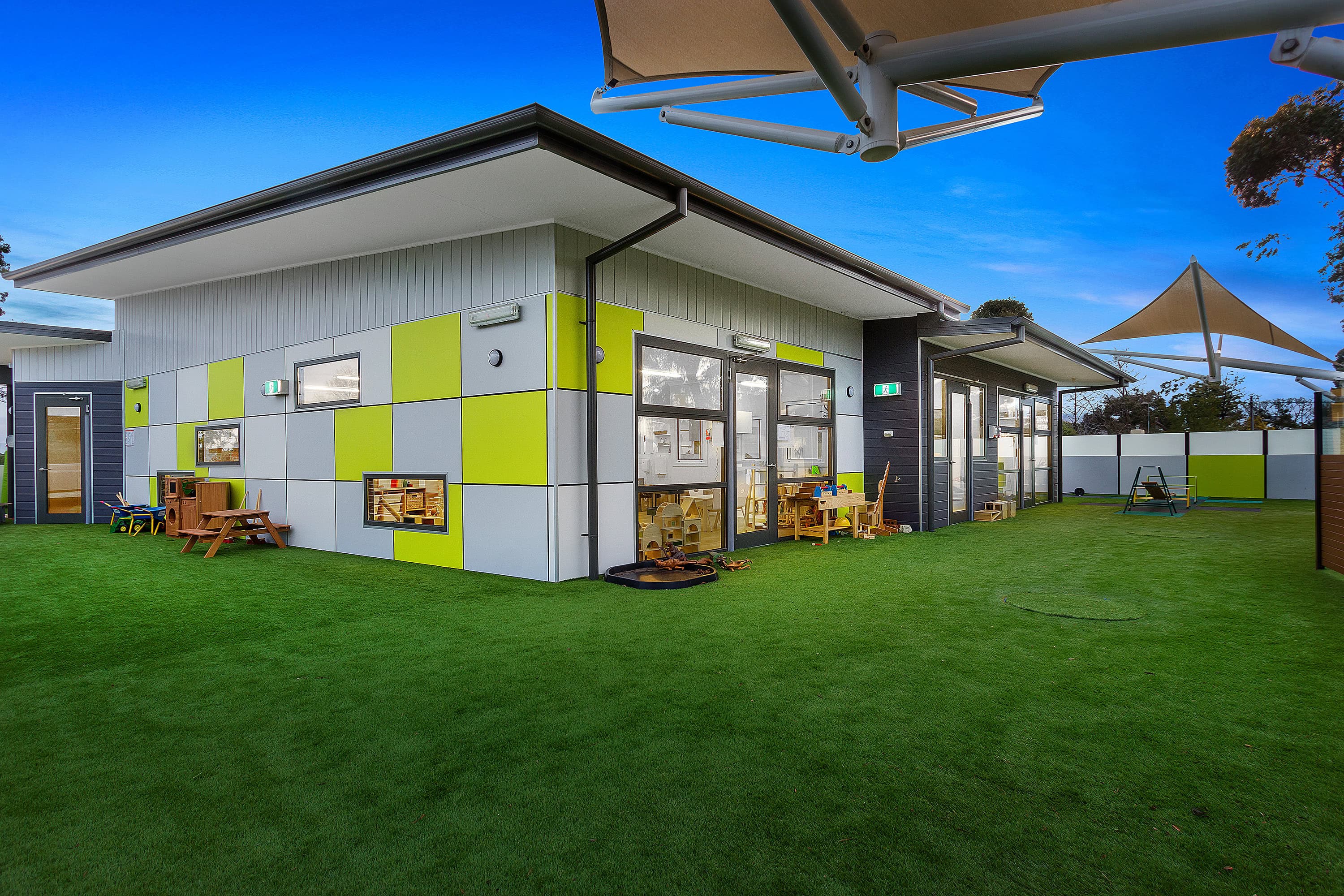 041_Open2view_ID588013-50_Blackburn_Rd_Blackburn Cover Image