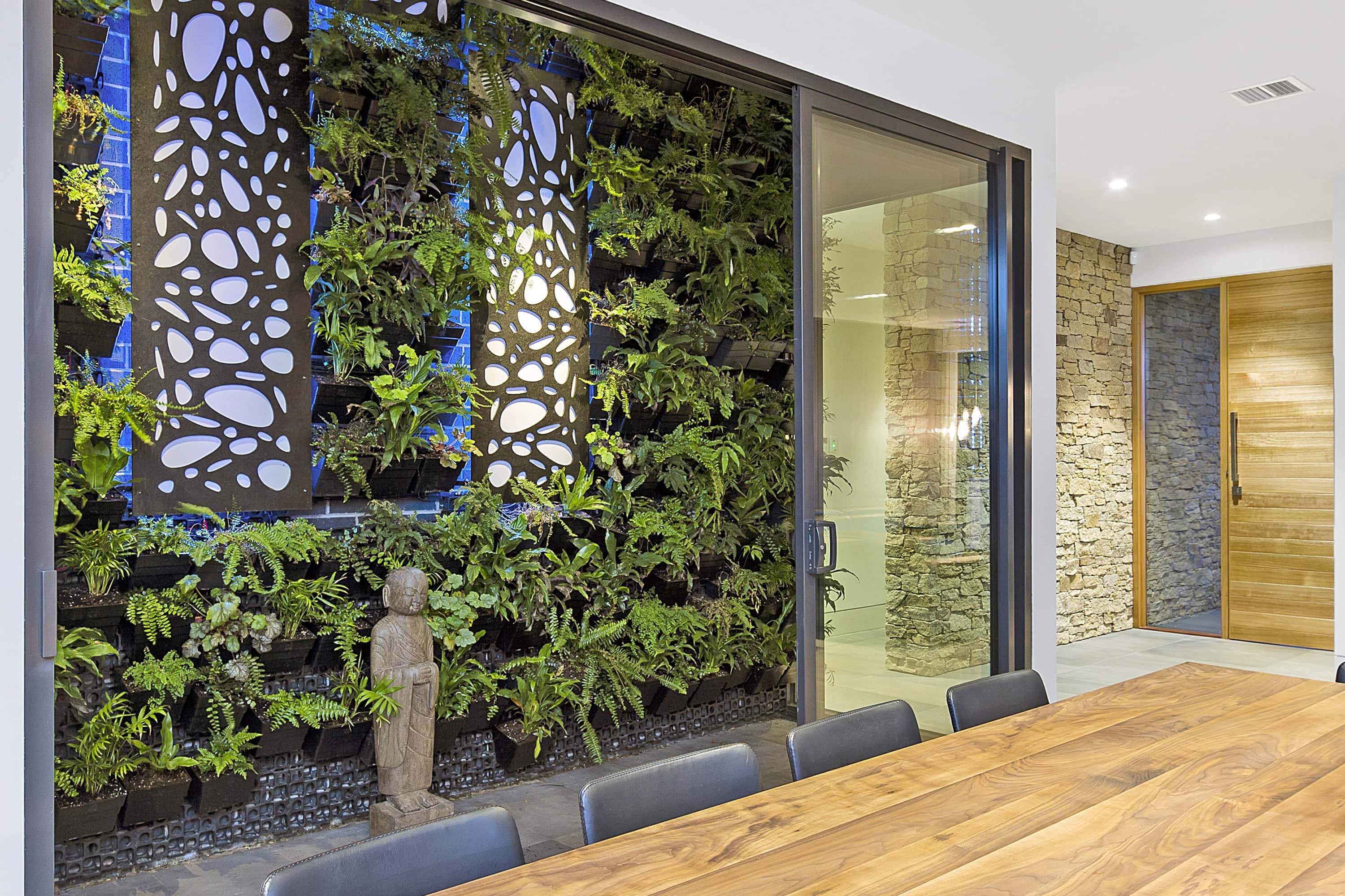 044_Open2view_ID480416-ASL_Construction Cover Image