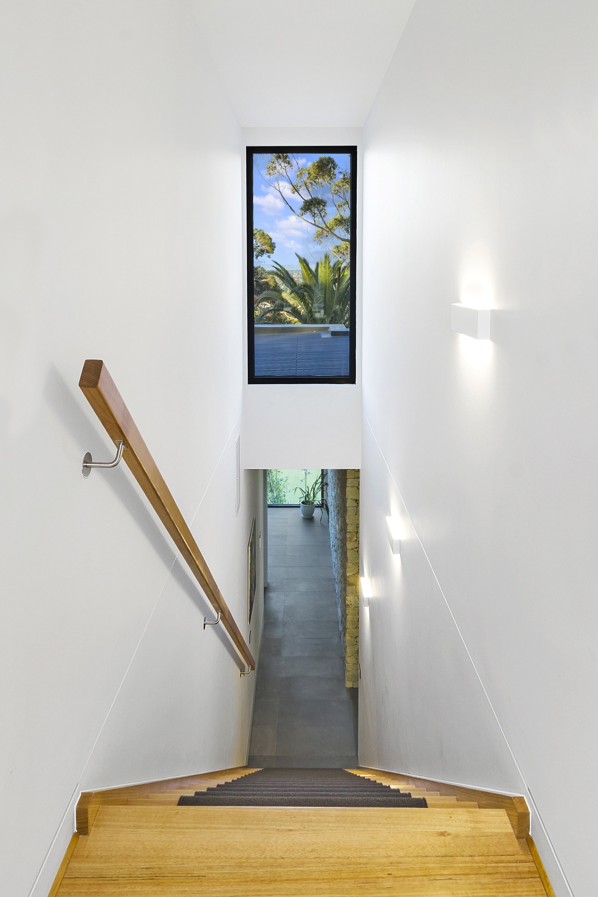 055_Open2view_ID480416-ASL_Construction Cover Image