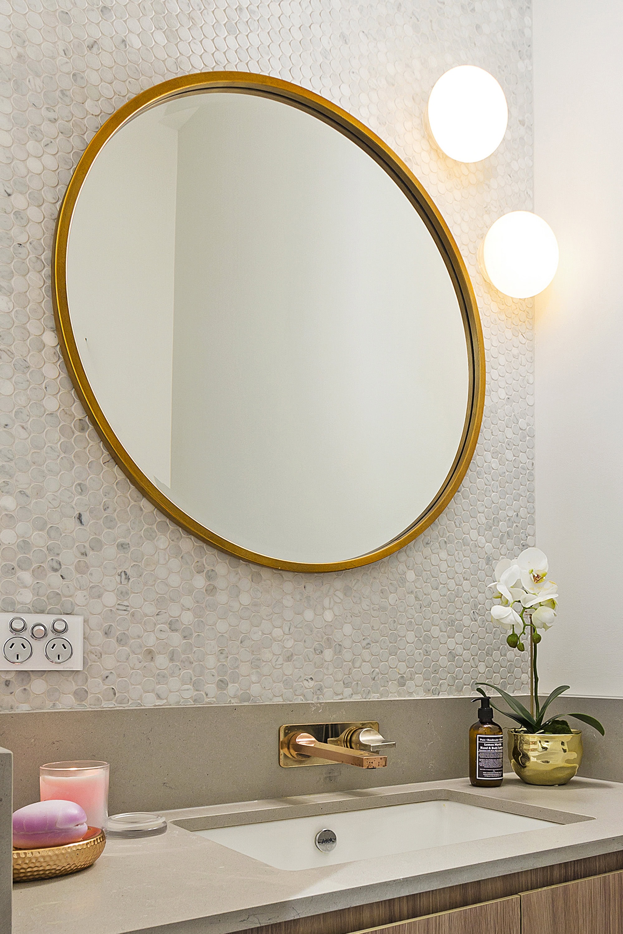 065_Open2view_ID480416-ASL_Construction Cover Image