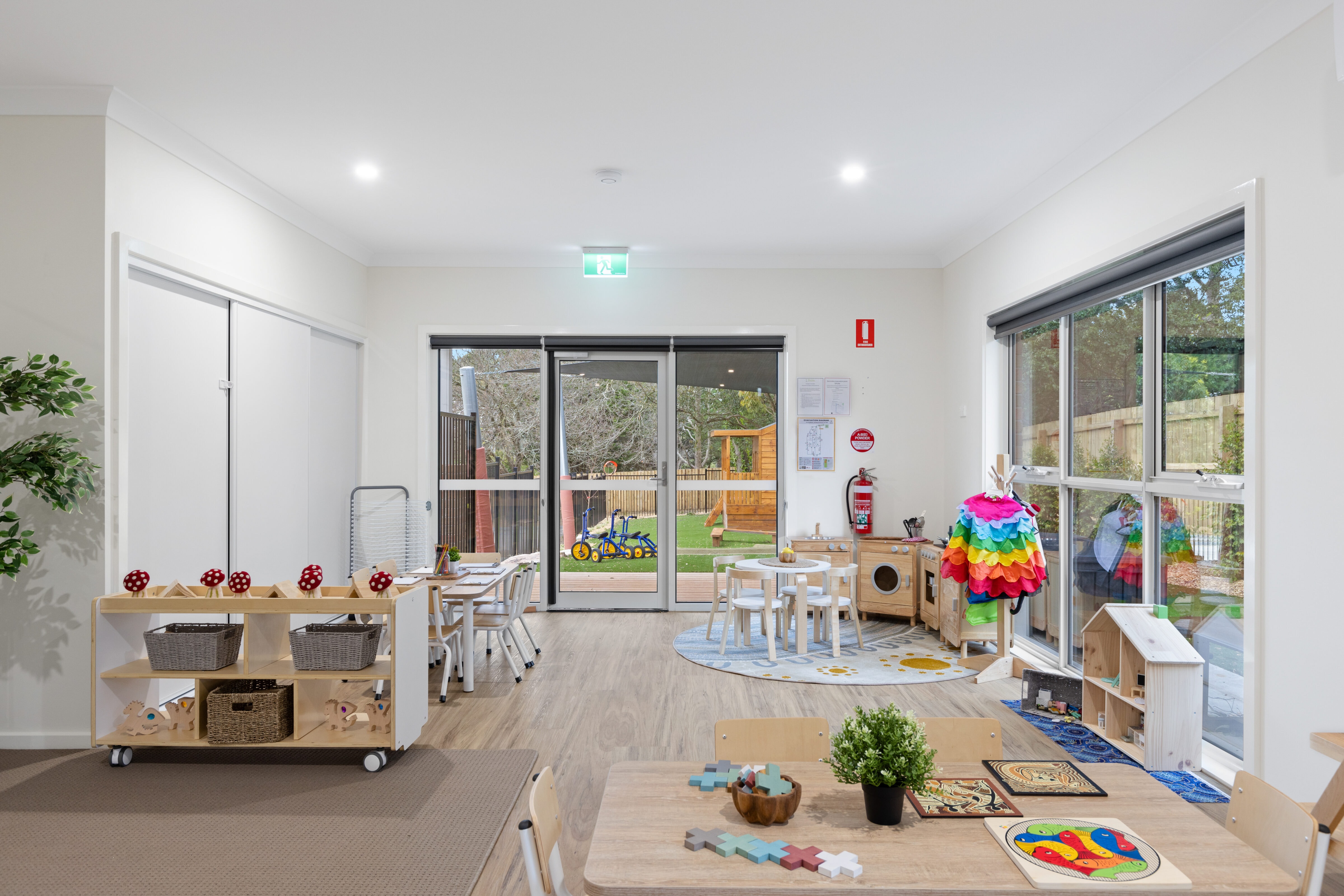 078A2355 Cover Image