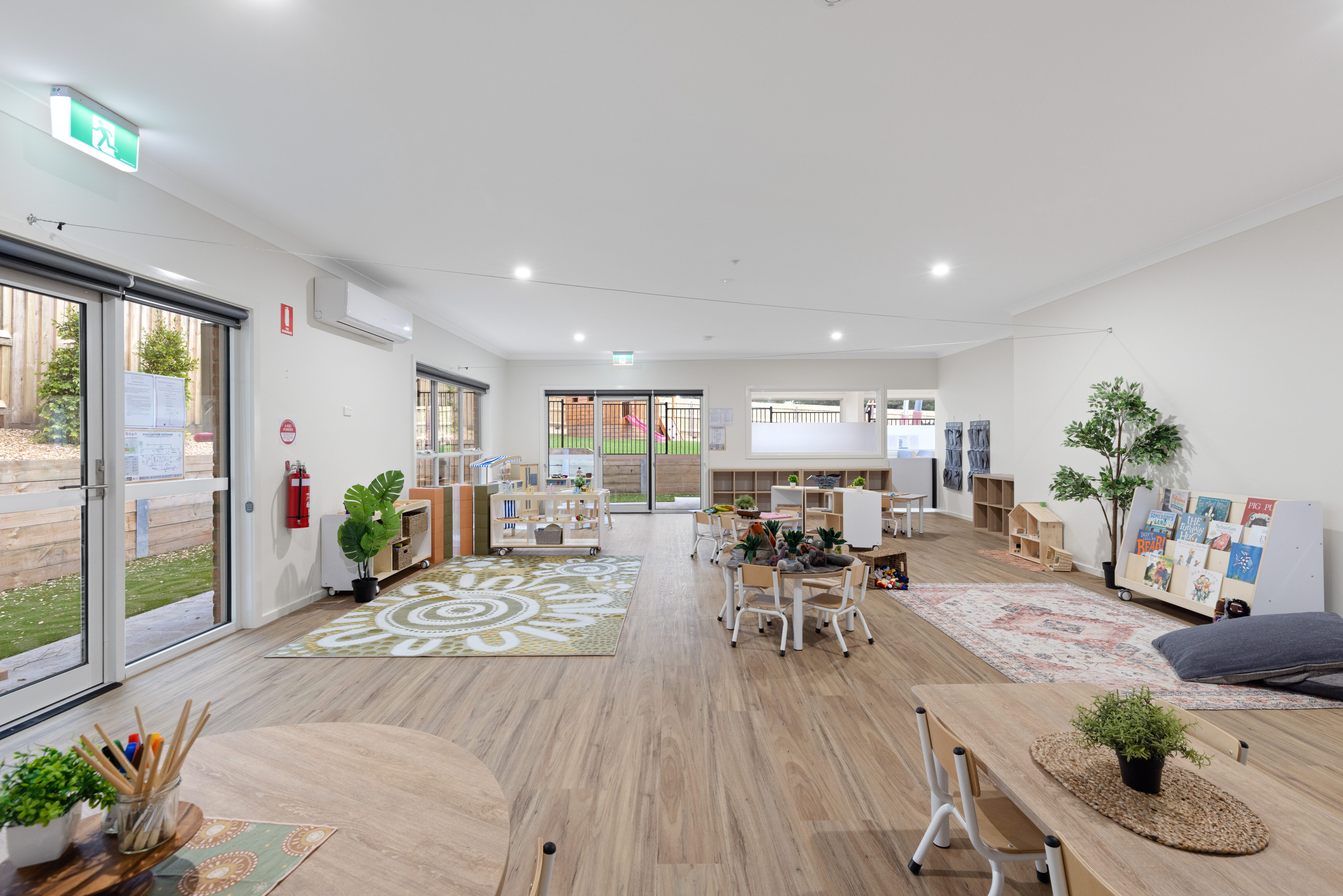 078A2418 Cover Image