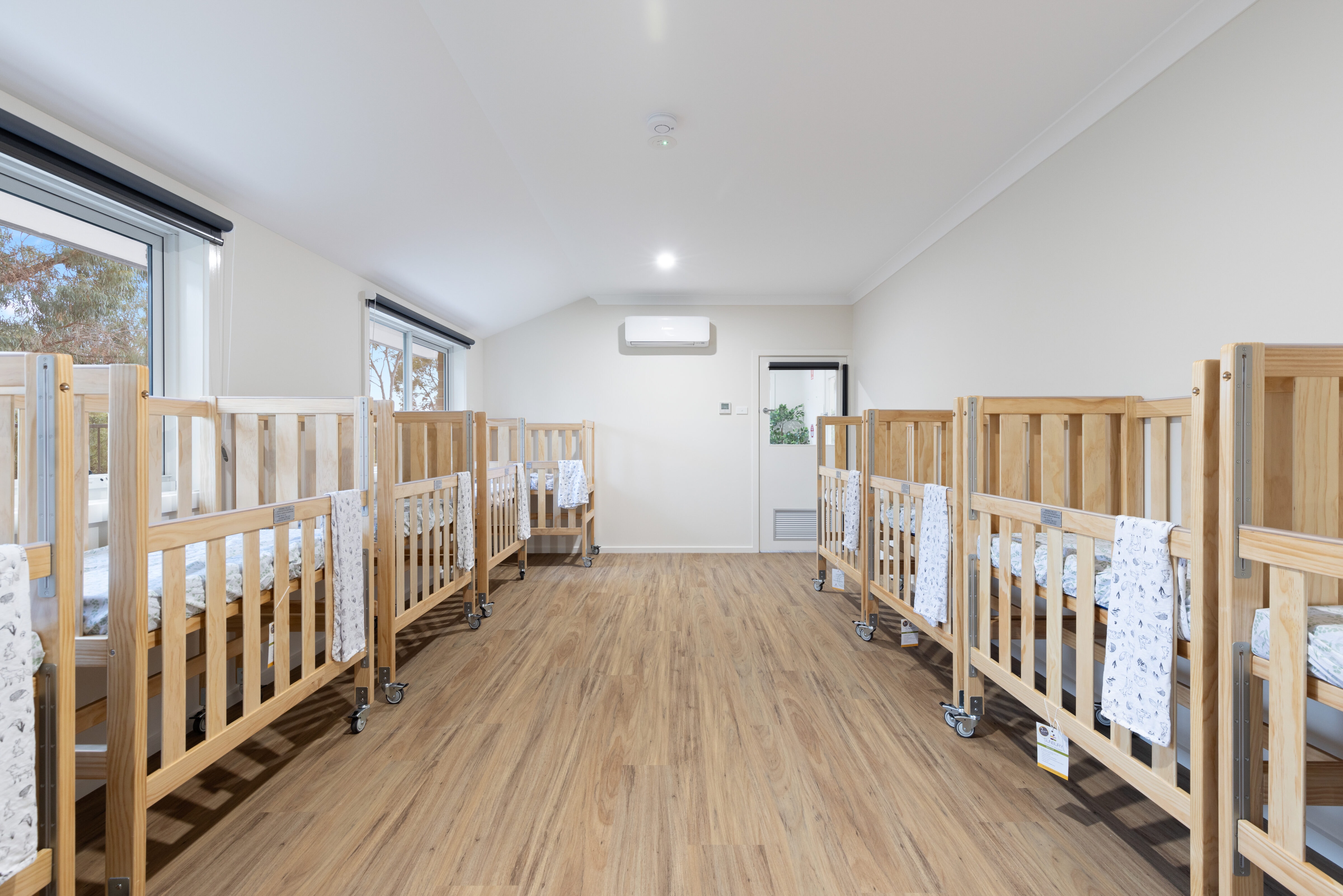 078A2445 Cover Image