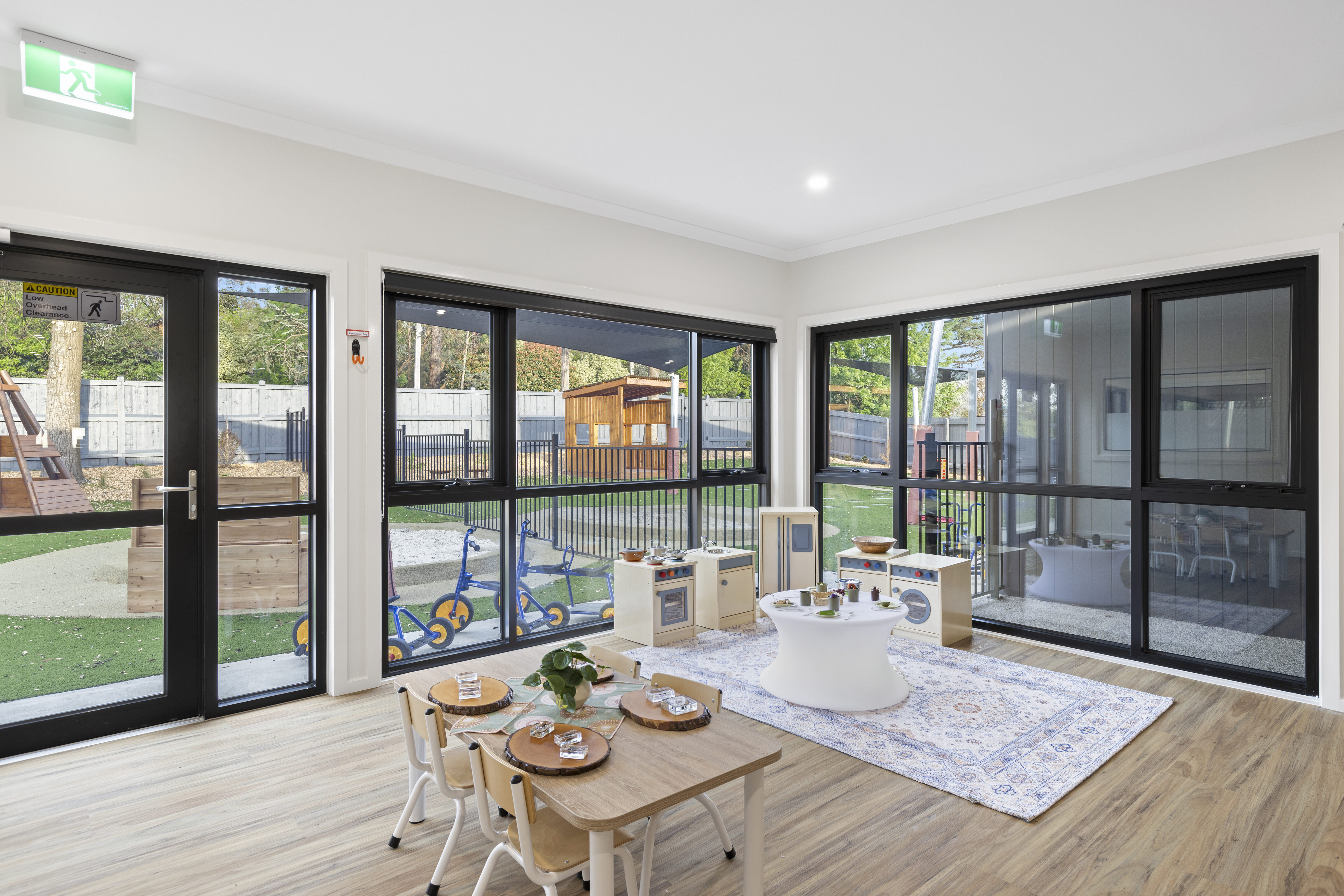 078A3242 Cover Image