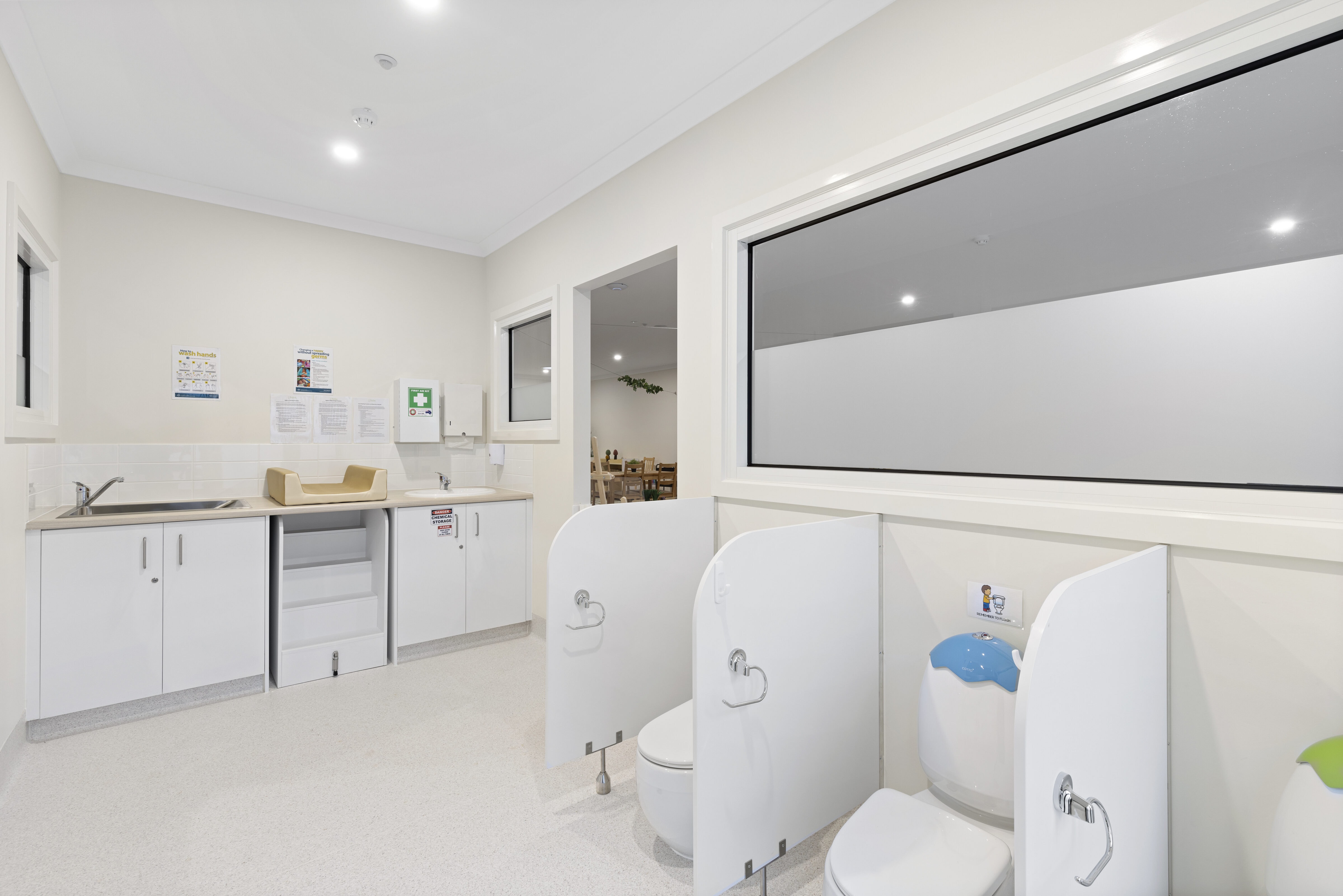 078A3338 Cover Image