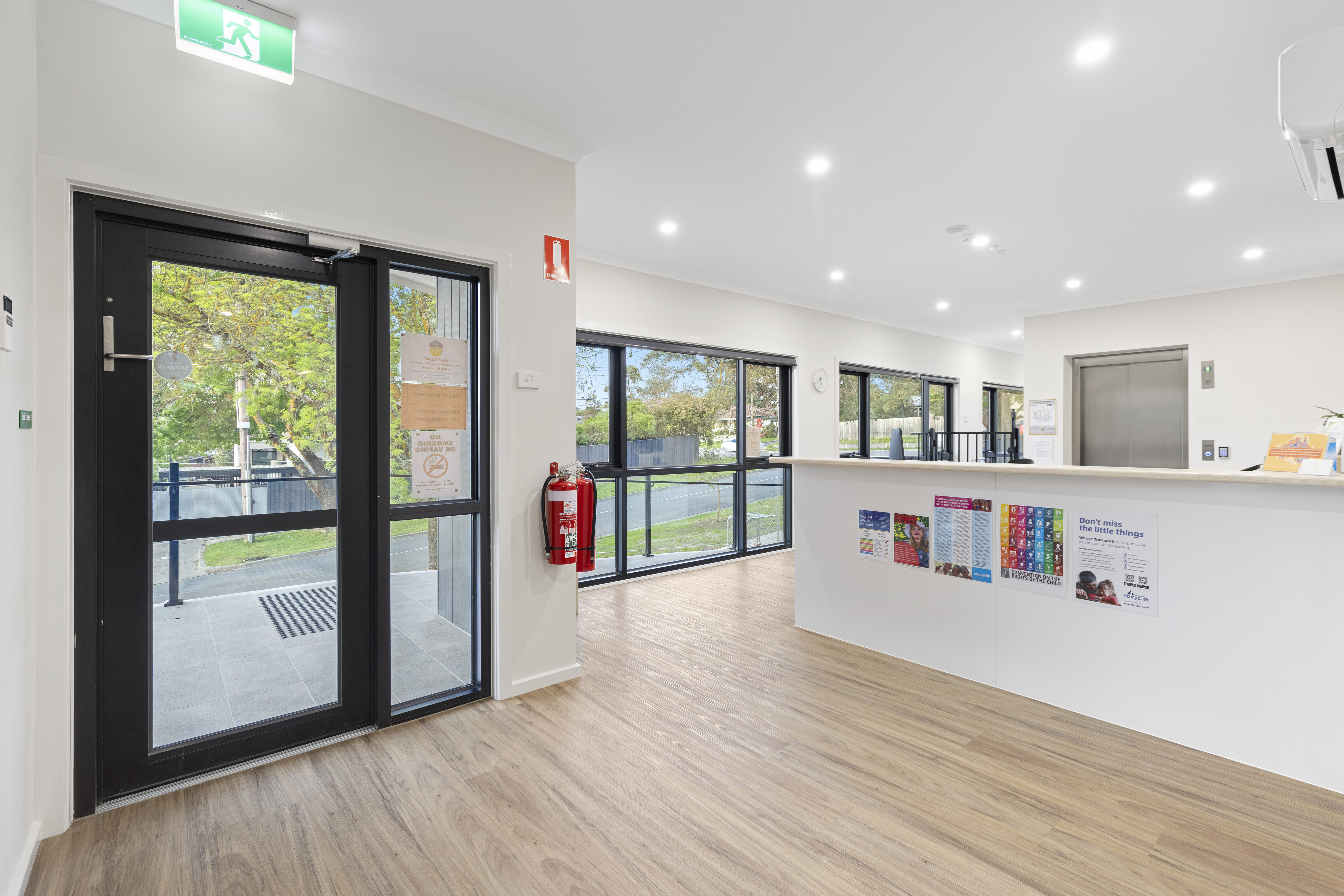 078A3341 Cover Image