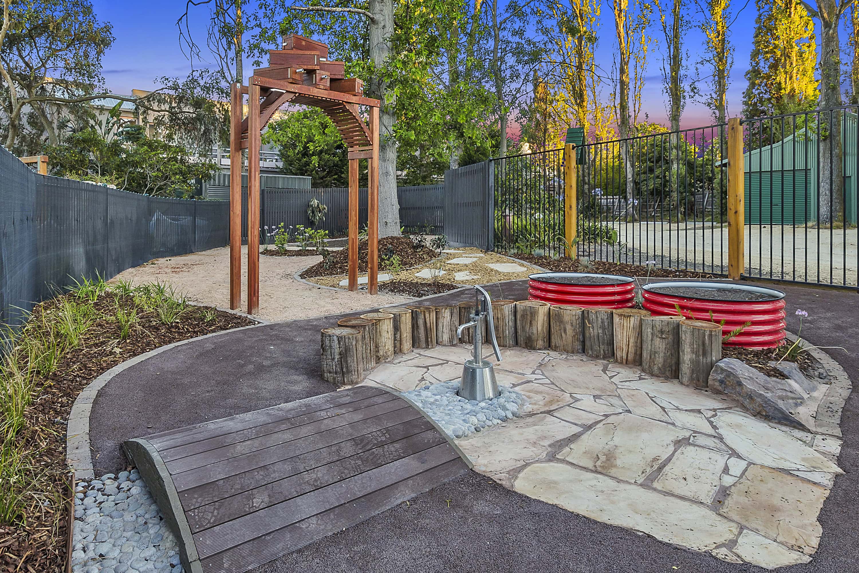 021_Open2view_ID443338-435_Inkerman_St_St_Kilda Cover Image