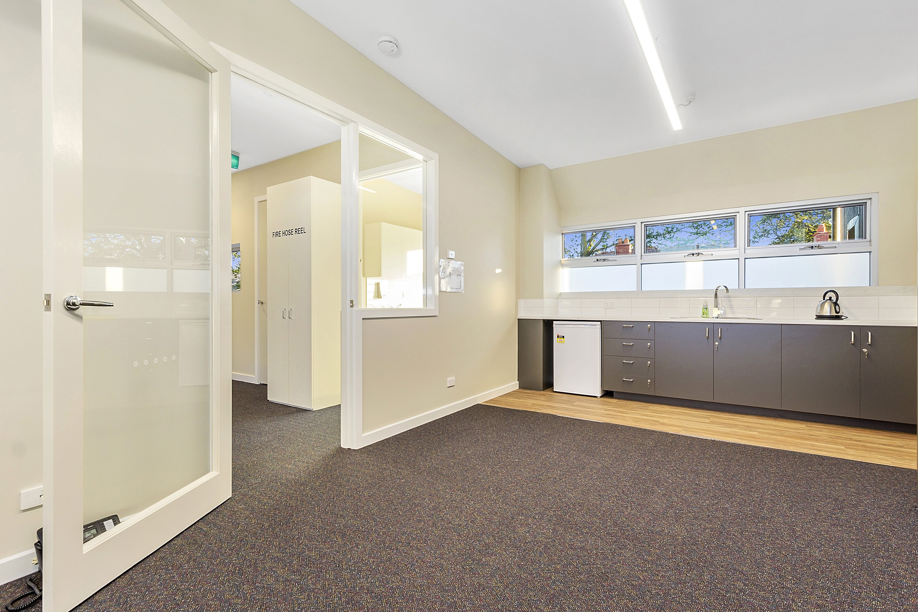 033_Open2view_ID443338-435_Inkerman_St_St_Kilda Cover Image