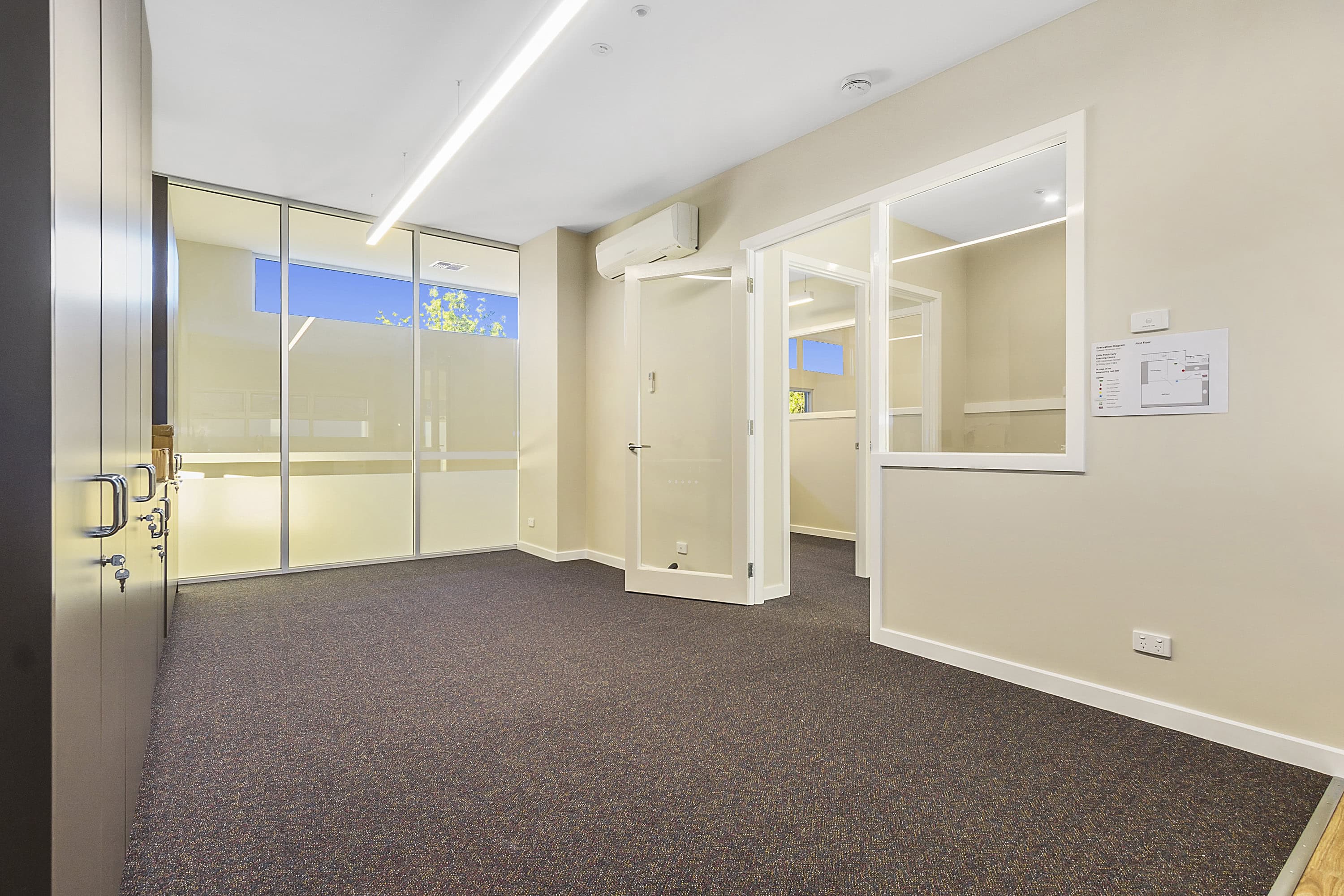 034_Open2view_ID443338-435_Inkerman_St_St_Kilda Cover Image