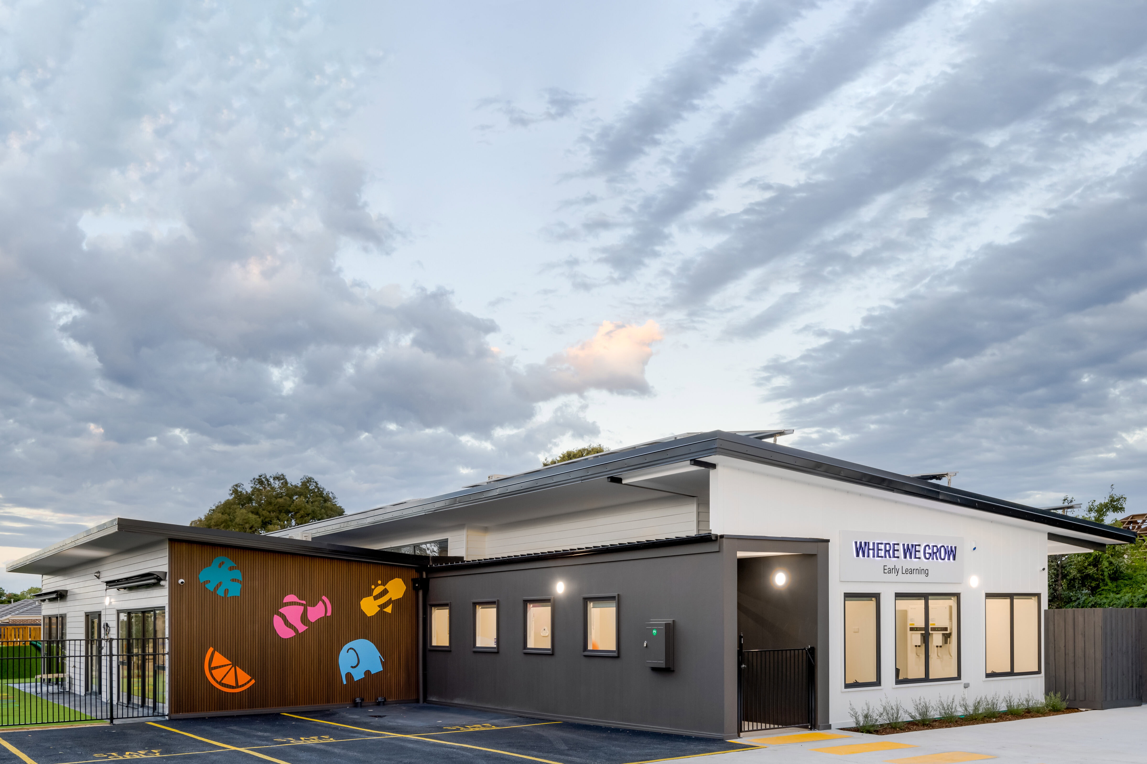 Glenroy, 42 William (1) V3 Cover Image