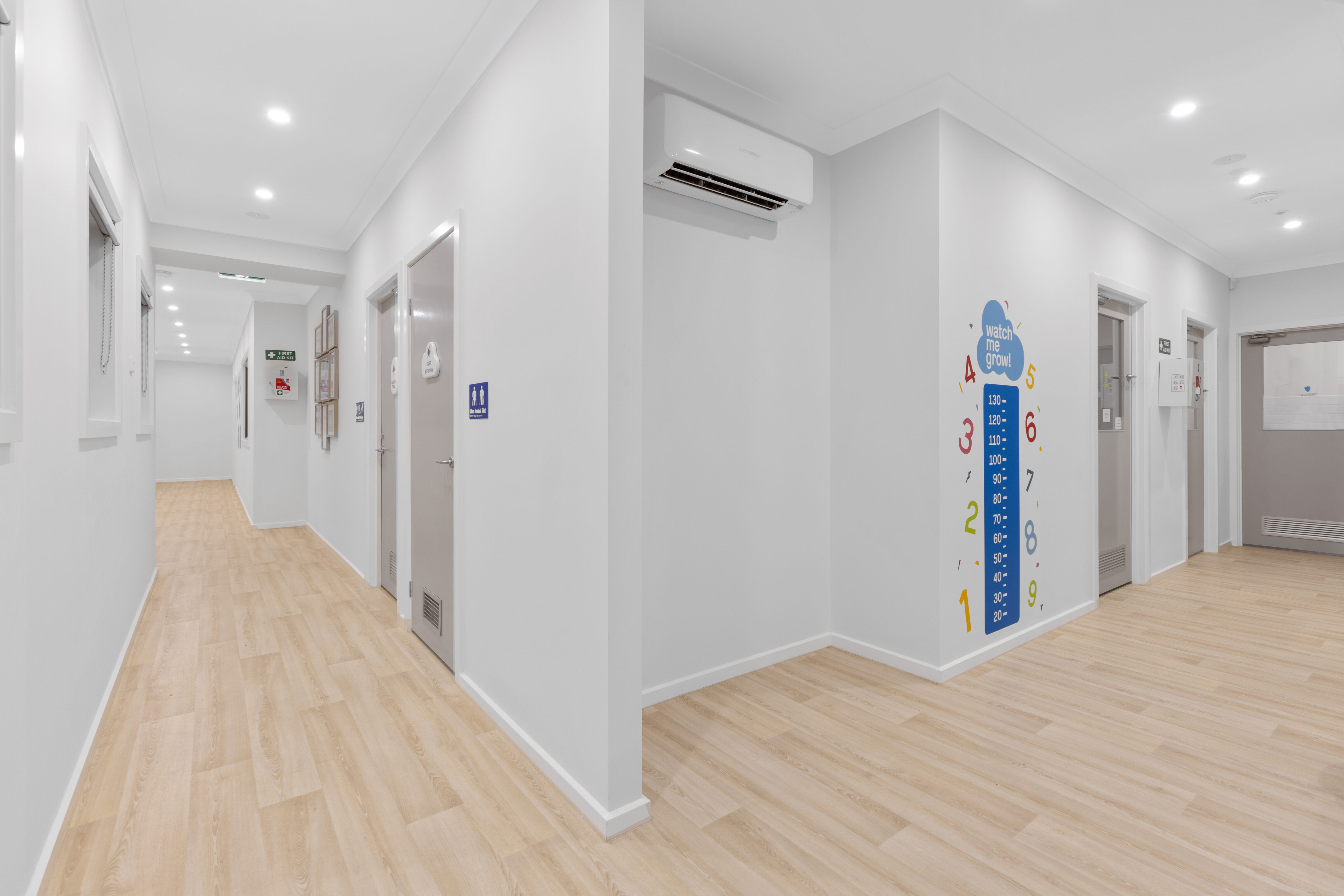 Glenroy, 42 William (17) Cover Image