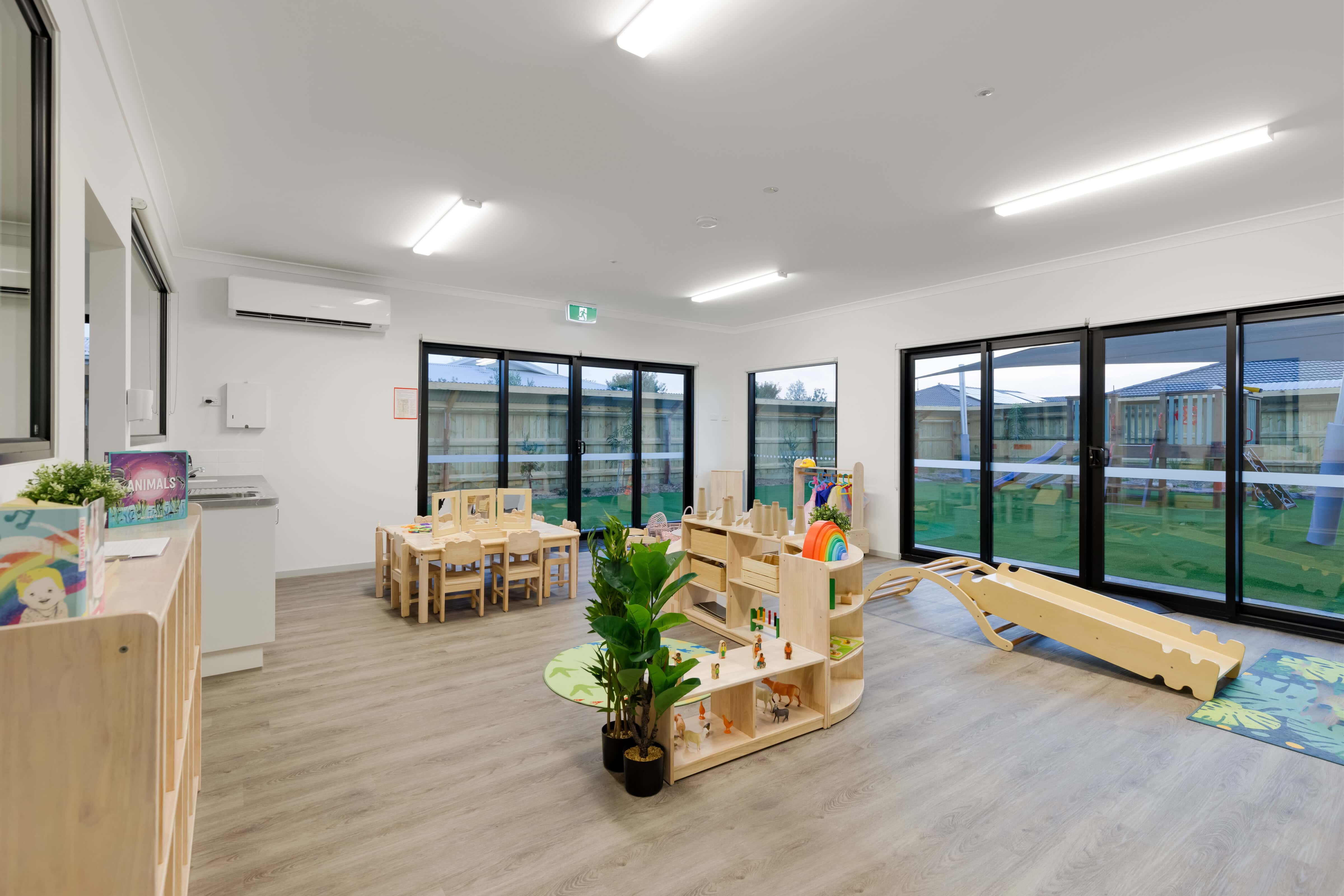 Romsey, 3 Main Street-08 Cover Image